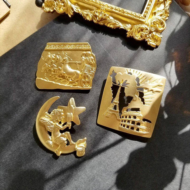 

Vintage Egypt Greece Embossed Cupid Brooch Bag Clothes Backpack Lapel Enamel Pin Badges Cartoon Jewelry Gift For Friends Women