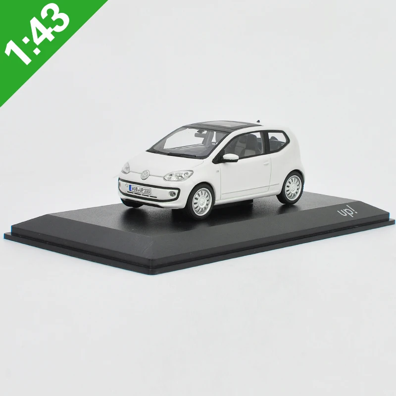 Высокая тщательная 1:43 Volkswagen UP модель автомобиля из сплава статическая