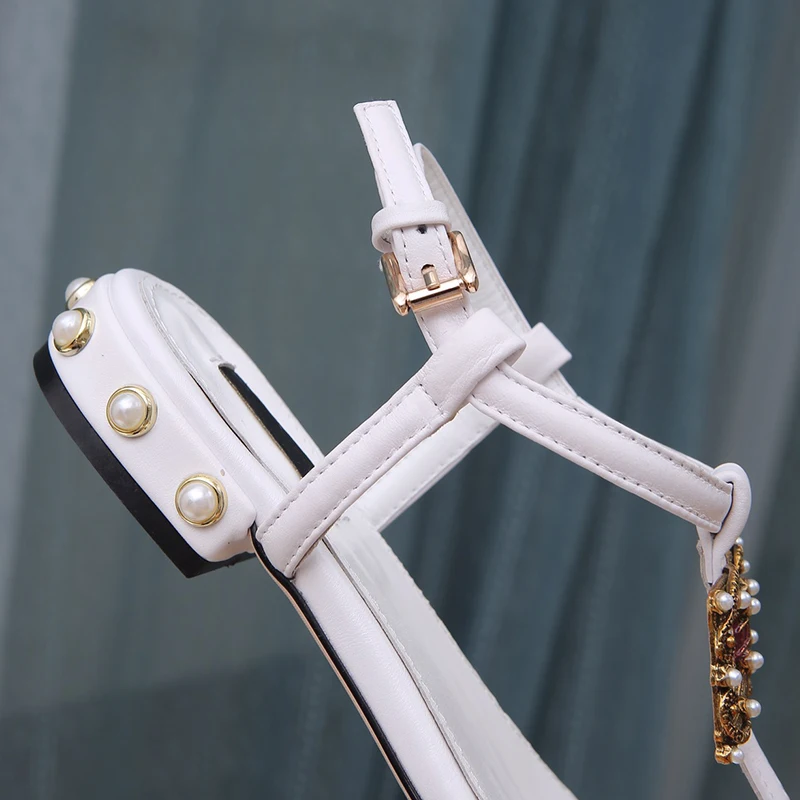 

brand Genuine Leather Women Sandals flats Runway Ankle Strap 2cm Flats Shoes Ladies Summer Holiday Beach Sandals Party Shoes