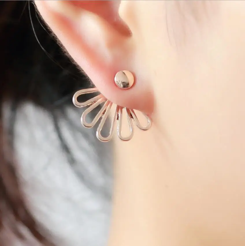 

Shuangshuo Delicate Hollow Leaves Ear Jackets Vintage Leaf Stud Earrings Fashion Jewelry for Women Party Gift Pendientes Brincos