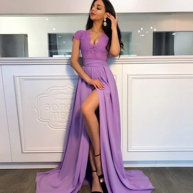 

Женское вечернее кружевное платье с V-образным вырезом и высоким разрезом