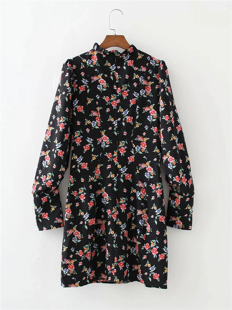 

KRSB Summer Women's Black Breastless Design Neckline Black Floral Dress Long Sleeve Bag Buttocks Sexy Mini Dress Retro Style