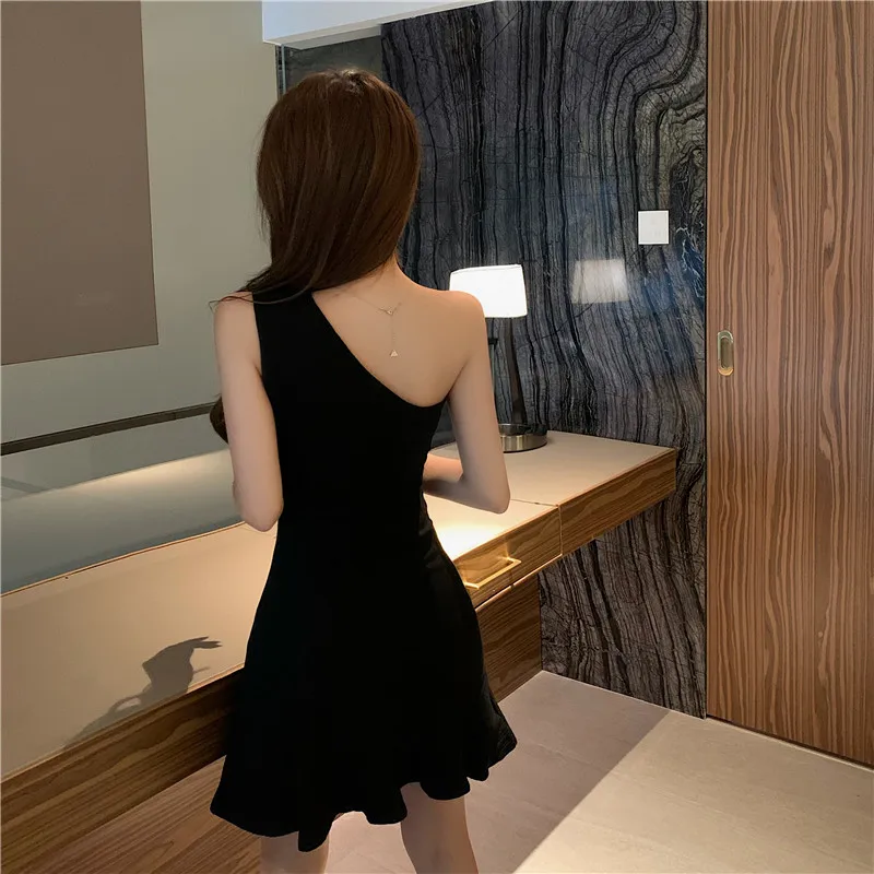 

Solid Color Knit Dress Women Summer 2021 New Slanted Shoulder Ruffled Sleeveless Vest Bottoming Short Dress Black Dress Vestidos