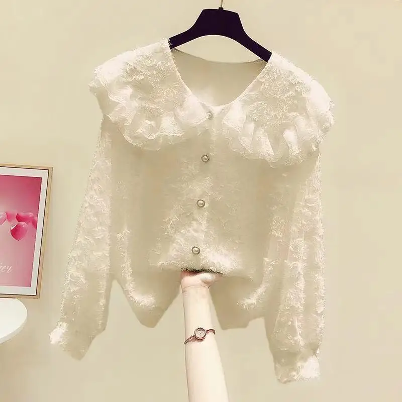 

Turn Down Collar Lace Patchwork Long Sleeve Shirts Femme Blusas All-match Women Lace Blouse Button Apricot White Top J29