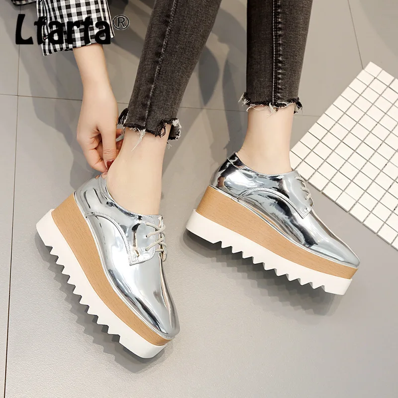 Женские туфли на танкетке LEOPARD LAND весенние толстой подошве с ремнем лоферы в