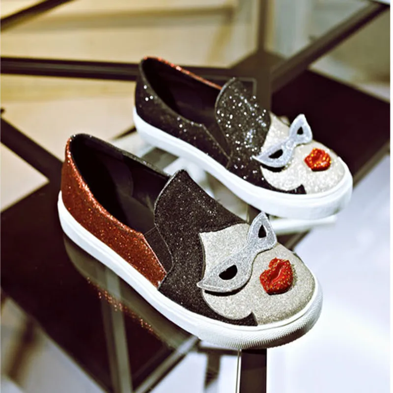 Buono scarpe для колледжа Повседневный стиль цветные очки с красными губами на толстой плоской подошве; женские тонкие туфли; лоферы