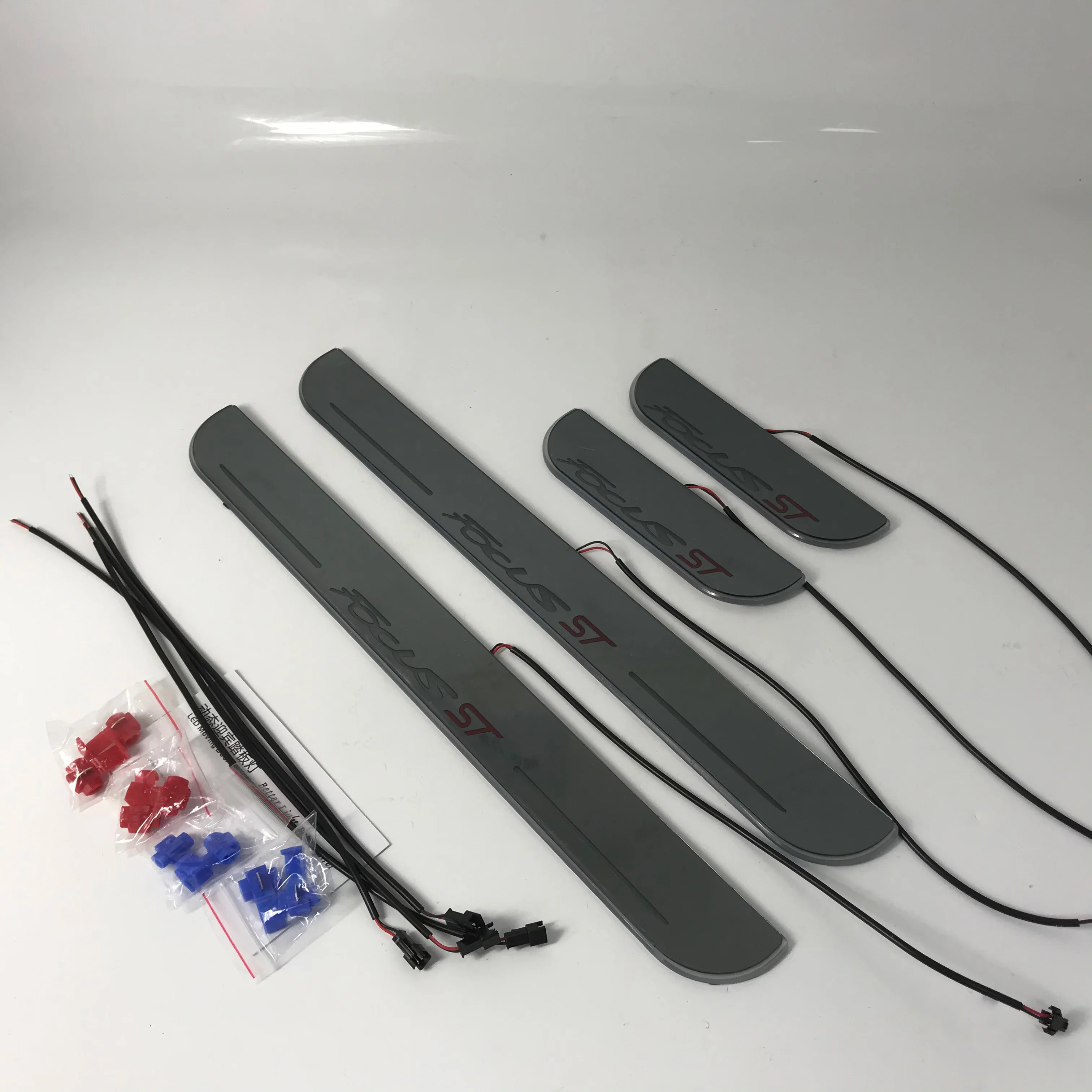 

Led moving door scuff for Ford Focus ST special-purpose ynamic door sill plate welcome lamp lining overlay Flow/fixed light