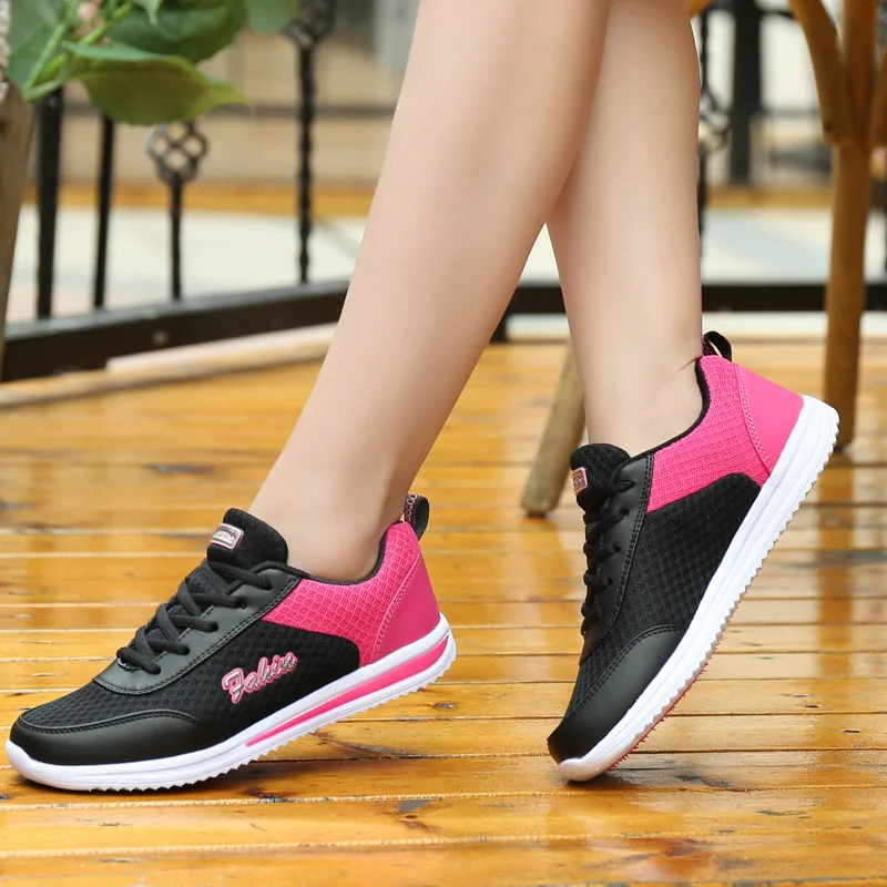 

Women Walking Shoes women sneakers Hot New Mesh Breathable Knit Casual Ladies Mix Colors Sneakers Soft Platform Slip On Loafers