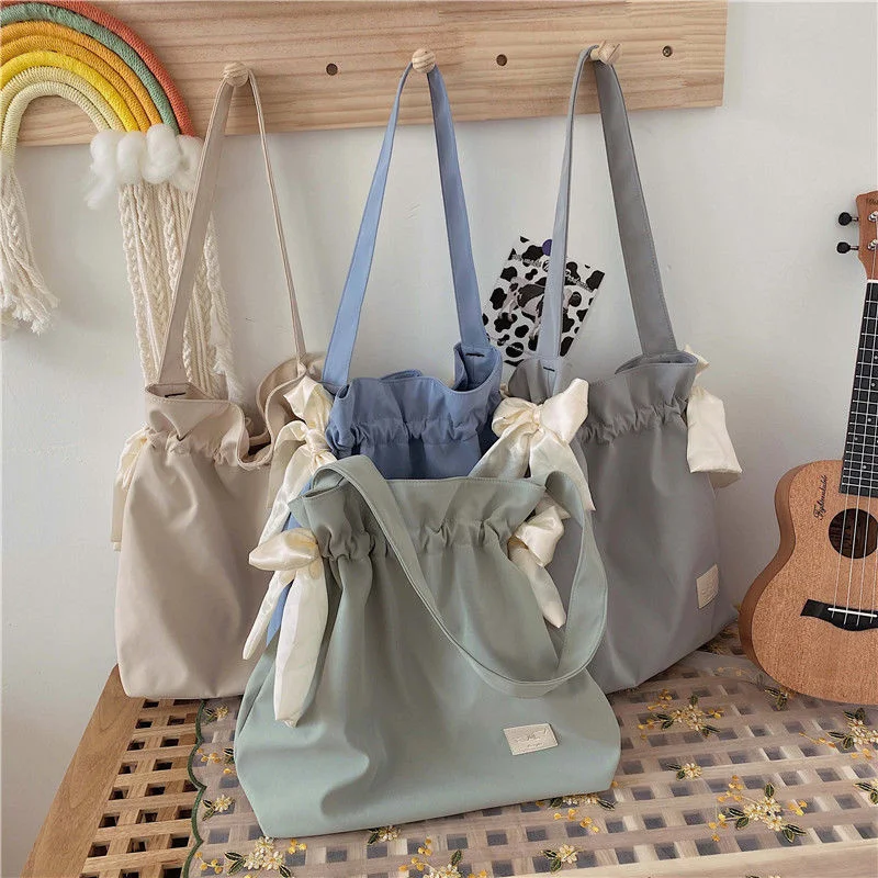 Водонепроницаемая нейлоновая вместительная сумка на плечо для женщин Пляжная