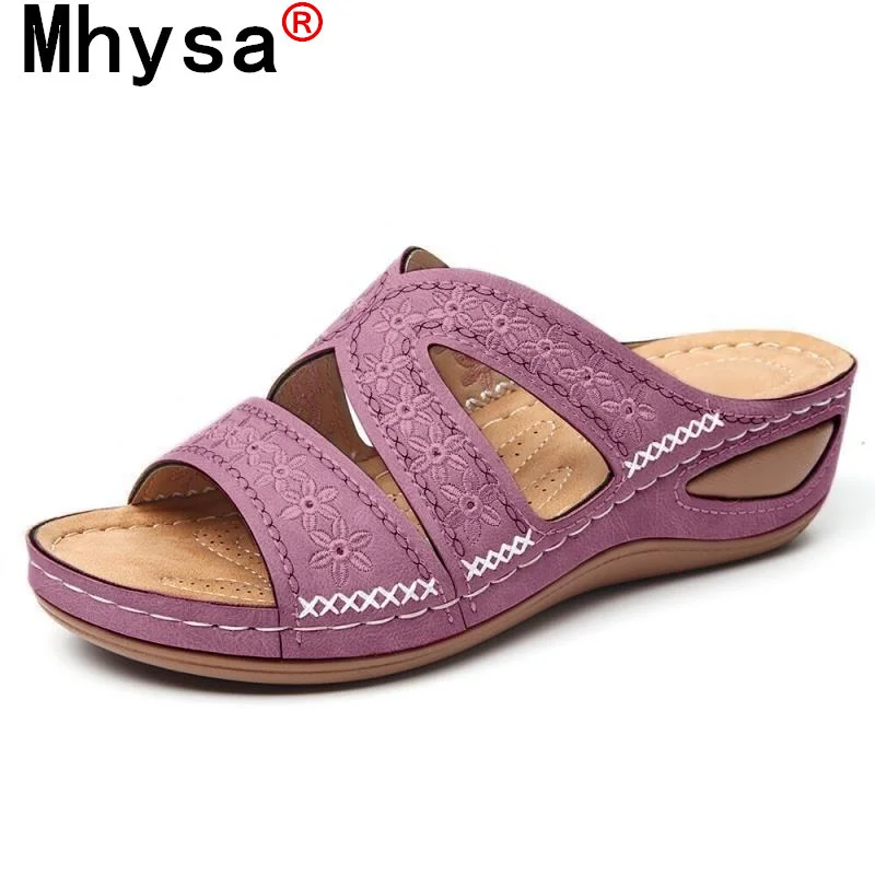 

2021 Summer Women Slippers Fashion Platform Slope Heel Women Casual Sandals Outdoor Beach Round Head Open Toe Shoes for Woman