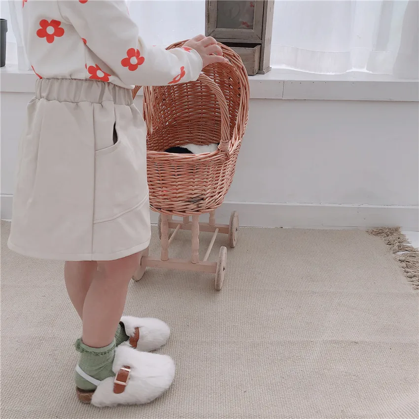 Г. Новая кожаная юбка для девочек Детская однотонная модная юбка из искусственной кожи трапециевидной формы повседневная одежда для малышей осень-зима