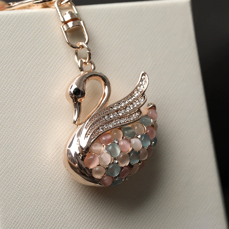 Автомобильные брелки с кольцом и Роскошные красочные Опаловый Лебедь брелок Для