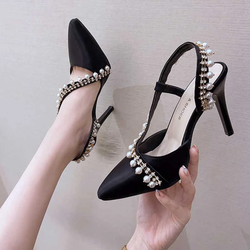 

2021 New Fashion Sexy Crystal Wedding Shoes Rhinestone Pumps Pointed Toe Glittering Heels Beaded Women's Shoes Zapatillas Mujer