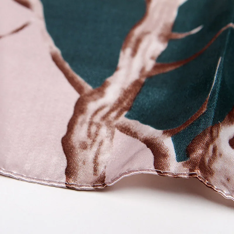 

Large Hijab Scarves For Women Fashion Print Silk Satin Scarf Female 90cmx90cm Luxury Square Shawls Head Scarfs For Ladies WJ100