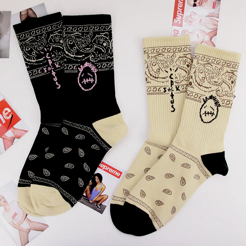 

Unisex 2Colors Breathable Mid Tube Socks 1Pair Hip Hop Style Casual Sports Socks Cotton Cashew Flower Pattern Sock