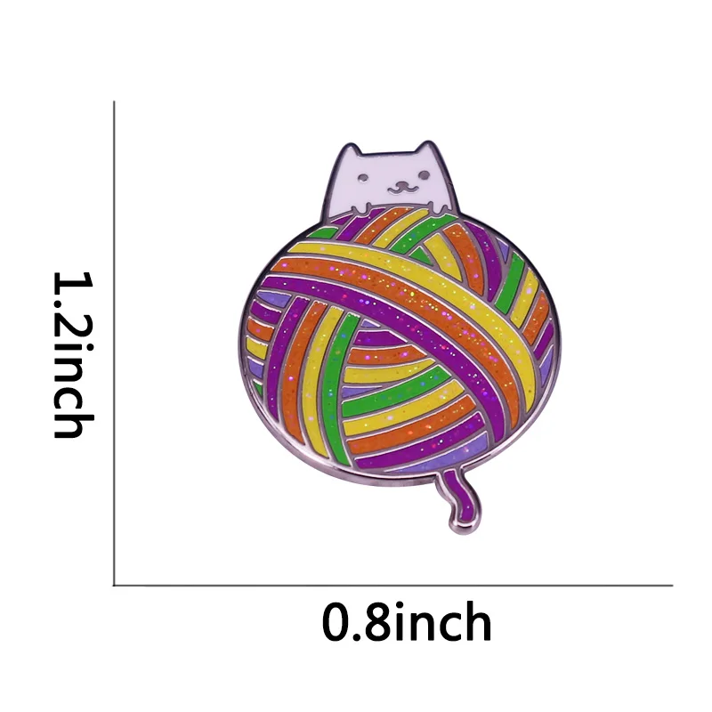 Этот кот любит заколку из пряжи показывая вашу привязку как к волокнам так и