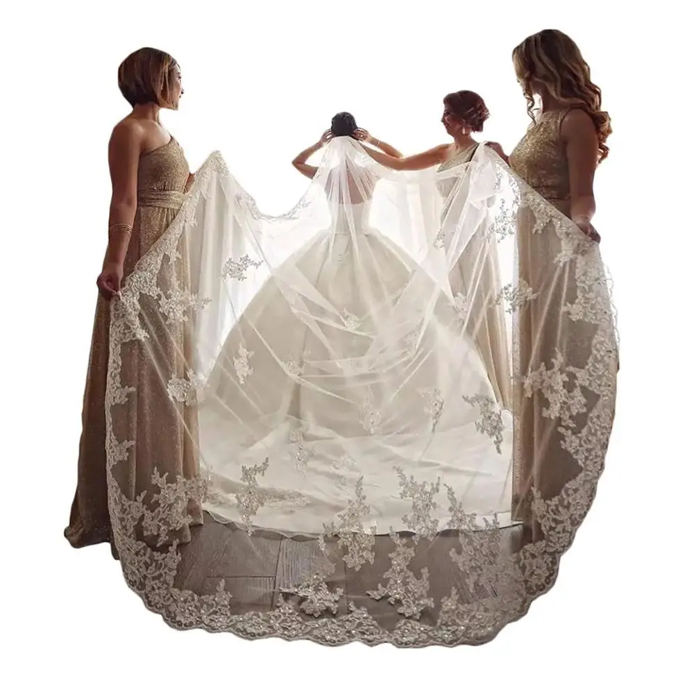 

Elegant 1 Layer Lace Sequins Beaded Edge Bridal Wedding Veil with Comb