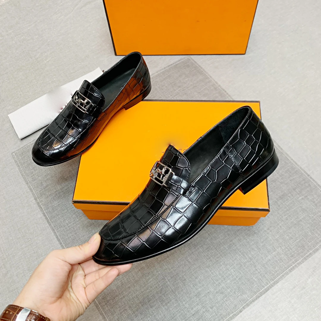 

Luxury reprints of shoes. The latest loafers for 2020 - Leather outsole