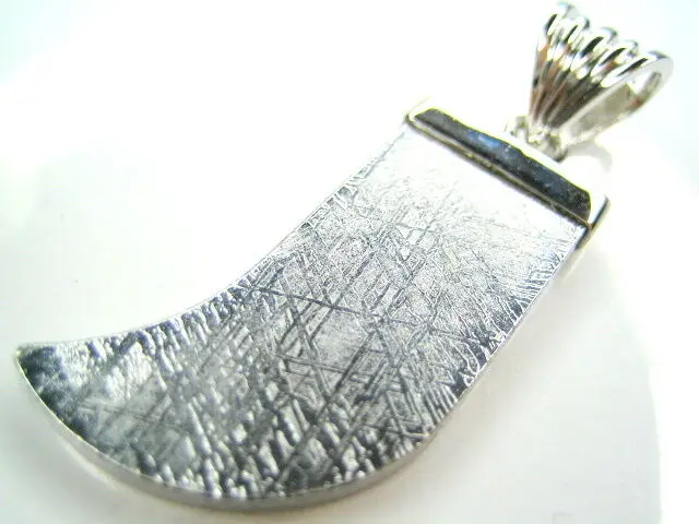 Подлинный натуральный железная метеорит хирургический нож Moldavite 29x12 мм для