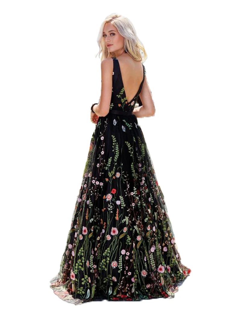 Сексуальные Глубокий V без рукавов Вышитые тонкие открытая спина большие качели