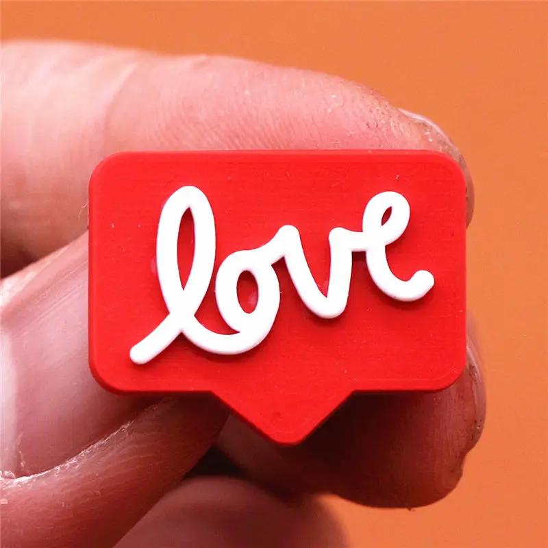 Freeshipping 1pcs Fight for it Shoe Charms Shoeife Fan Out Slipper Accessories Decoration Fit Croc Jibz Party Kids Gifts U223