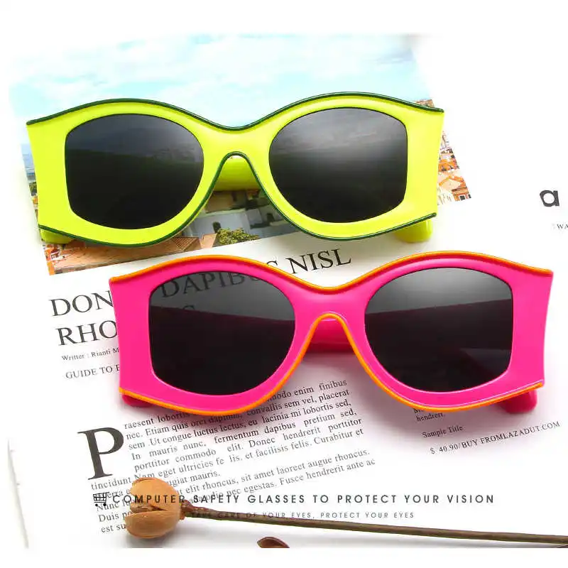 

Green Red Sunglasses Women Punk Style Sun Glasses Fashion Large Frame Shades Orange White Goggles New Trends 2021