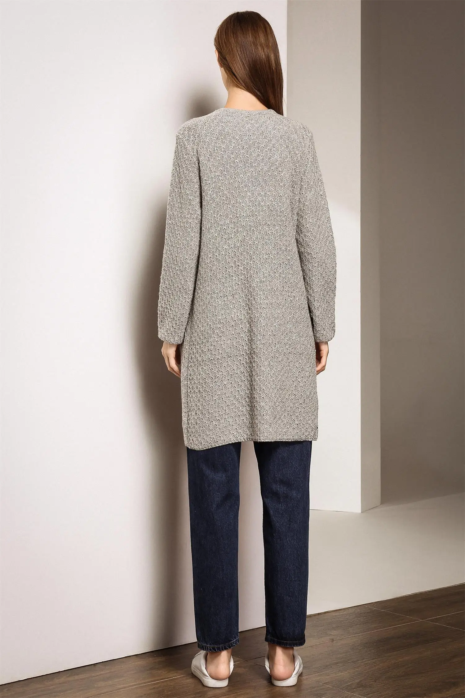 

LA.TENDRE Sweater jacket autumn and winter women's knitted round neck jacket sweater girly style fashion slim long trench coat