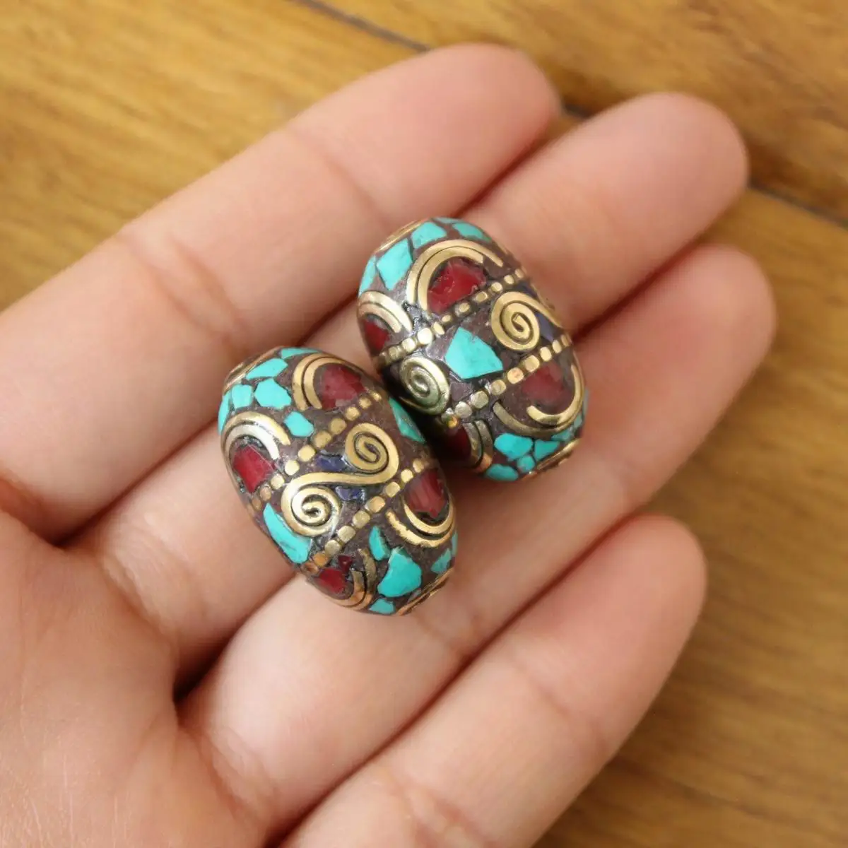 

BD233 ручной работы Непал бусины для изготовления ювелирных изделий из латуни натуральный овальный камень Форма бусины для самостоятельного ...