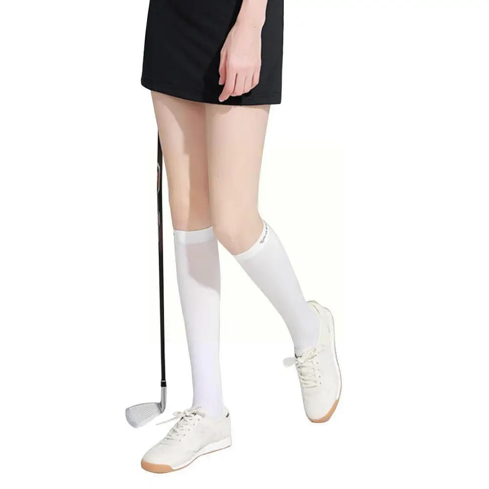 

Black And White Summer Ice Silk Sunscreen Leg Cover Ladies Sports Calf Tube Socks Nylon For Golf Accessories Supplies G8a9