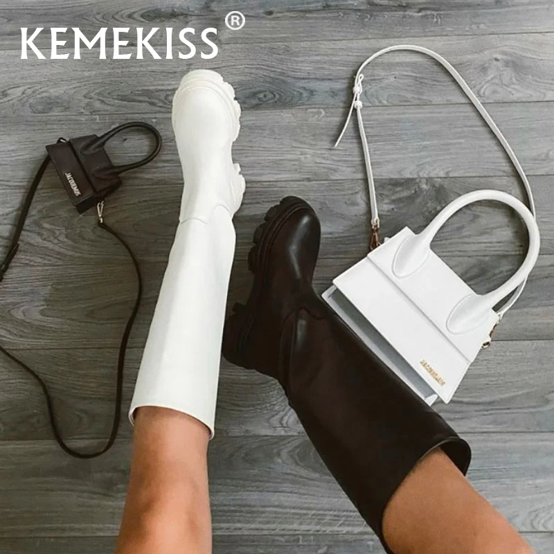 

Женские зимние сапоги до колена на платформе и высоком каблуке