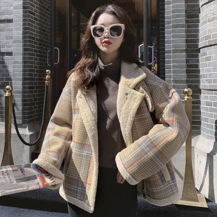 

Женское короткое пальто в клетку, корейское свободное твидовое утепленное плюшевое пальто, Осень-зима 2021