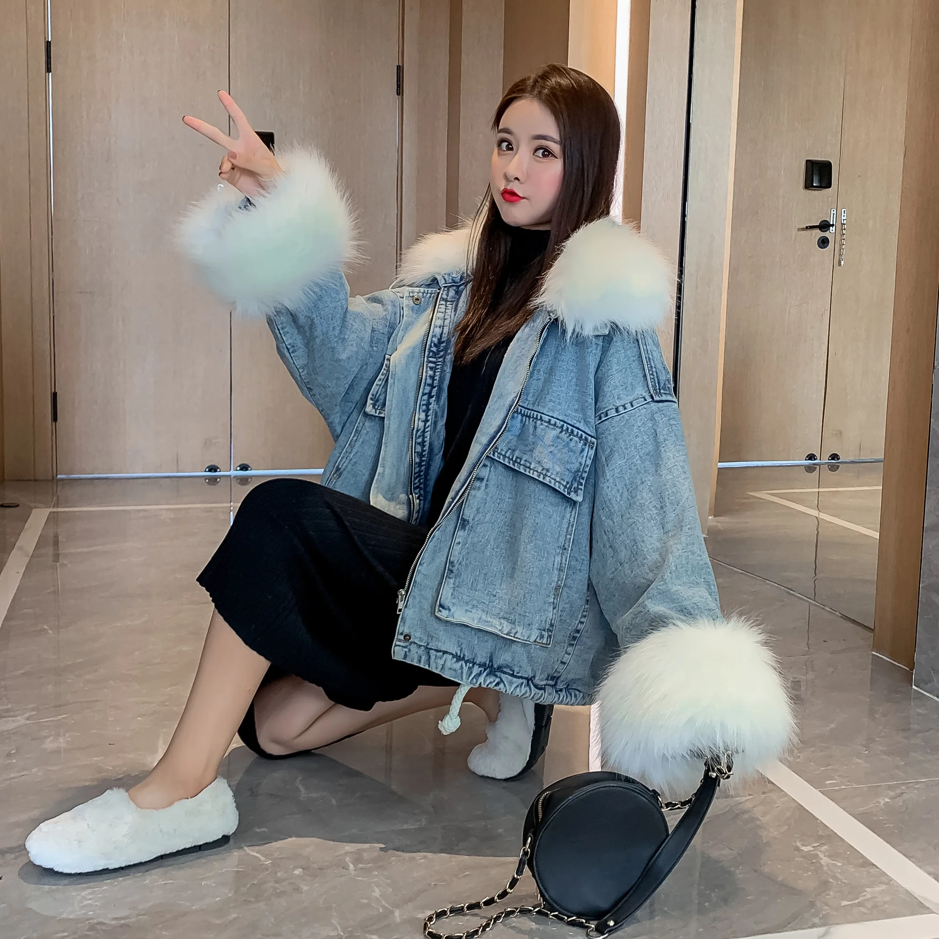 

2020 Winter Plus size plus velvet Denim cotton Coat Female fur collar Denim pie overcoming Women's Fashion casual Cotton coat