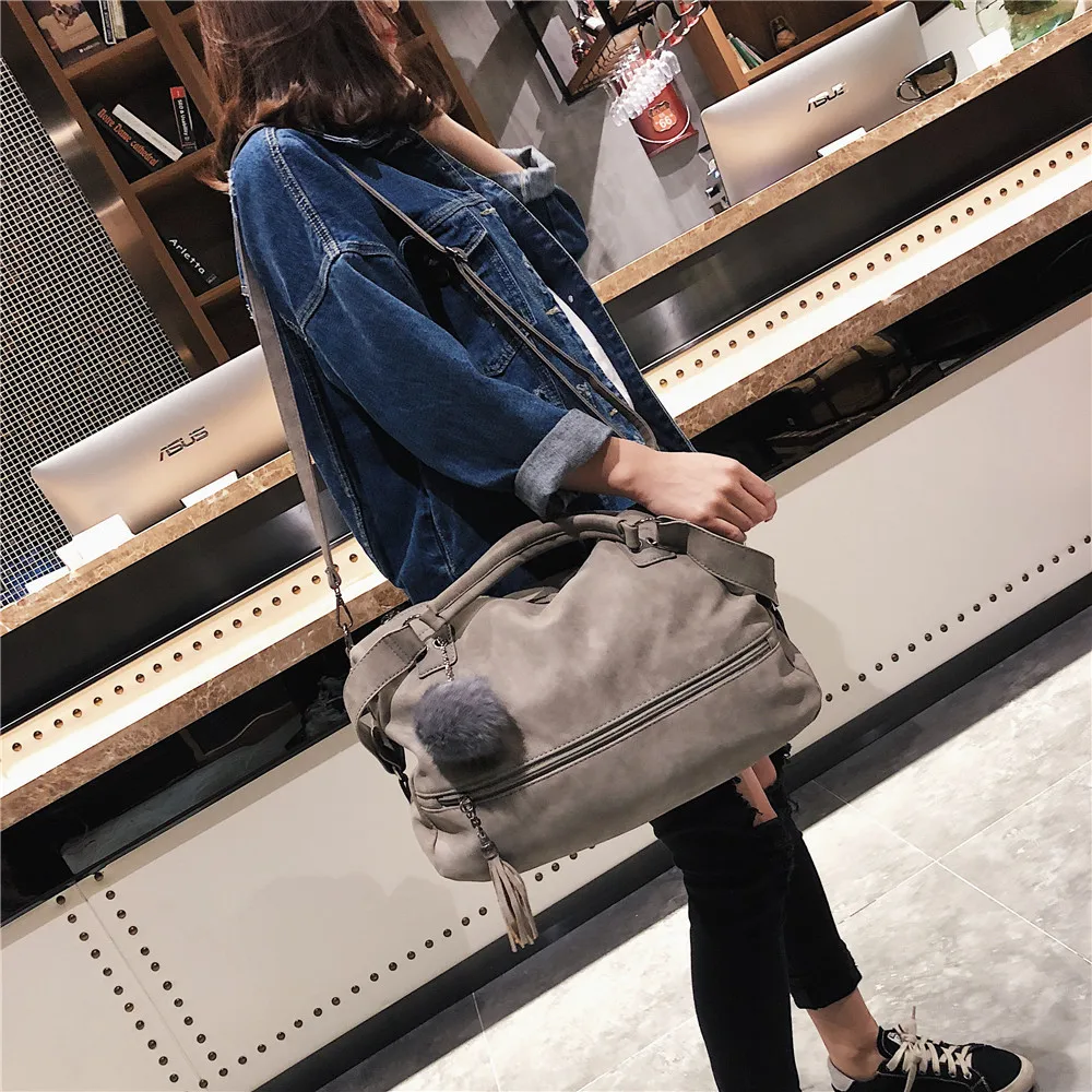 Винтажные сумки с меховым помпоном для женщин 2018 роскошные из нубука женские