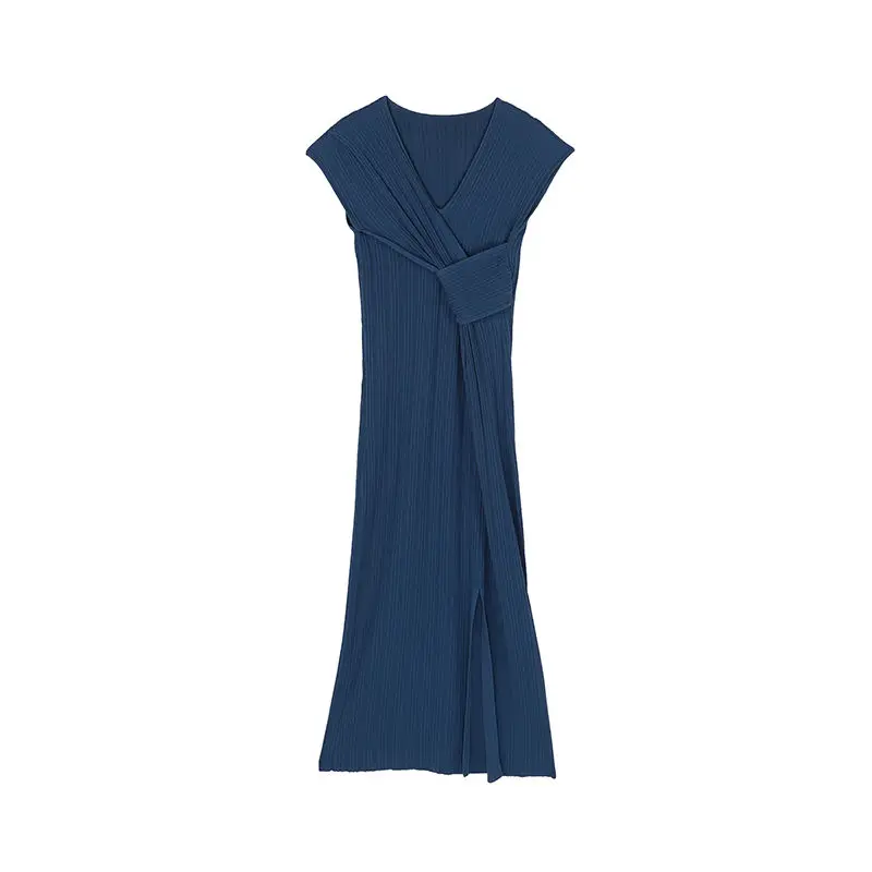 

2021 summer new fashion temperament pleated ice silk knitted dress mid length skirt design feeling summer