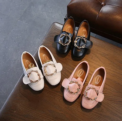 Новые осенние обувь для девочек кожаная детей маленькой принцессы бантом