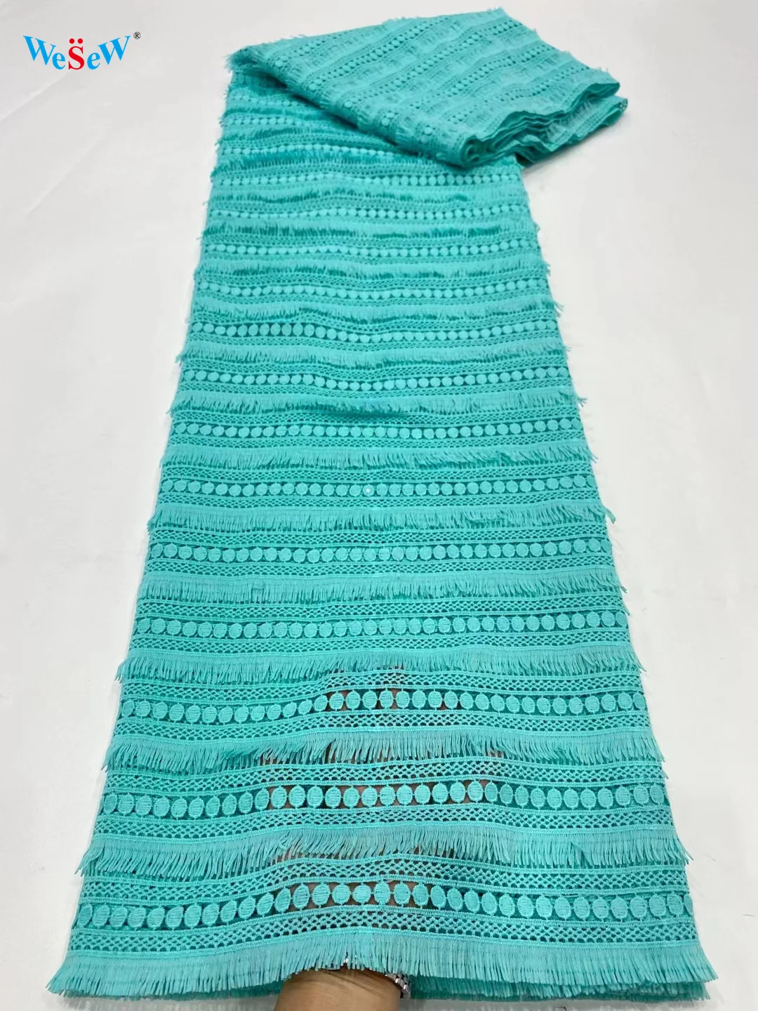 

Высококачественный африканский гипюр, кружево в водной синей сетке, оптовая продажа, вышитая молочная шелковая кружевная ткань для модного...