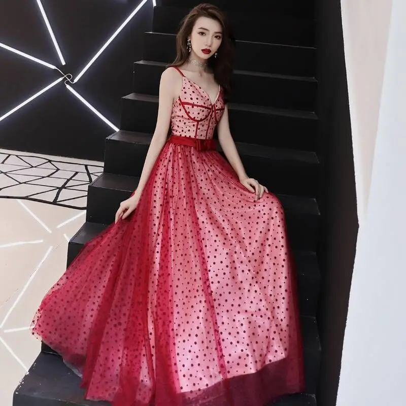 Женское вечернее платье длинное Бордовое из Мягкого Тюля на бретельках бальное