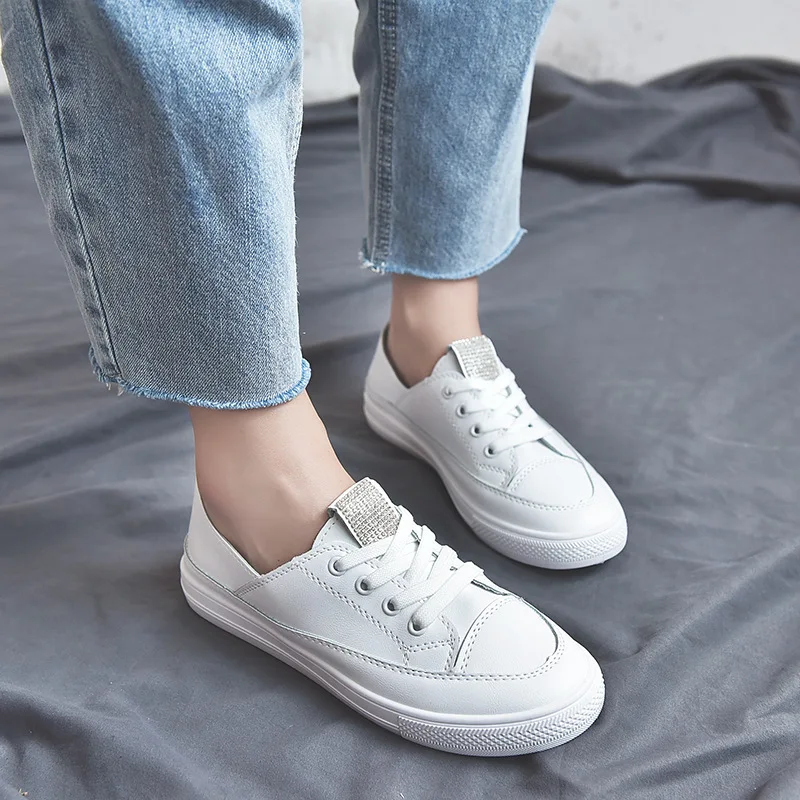 Новинка 2019 года сезон весна-лето белые туфли женские парусиновые на плоской