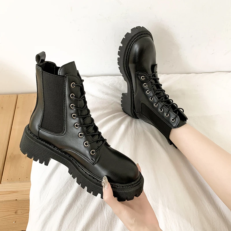 

Autumn Fashion Platform Women's Martin Boots Black Lace Up Casual Women Shoes Comfort Chelsea Boots For Female zapatos de mujer