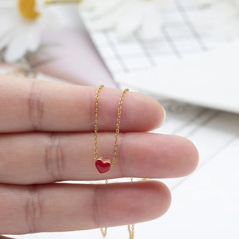 

2021 Popular Korean Red Heart Pendant Necklace Peach Heart Clavicle Necklace Summer Jewelry Valentine's Day Gift For Women Girl
