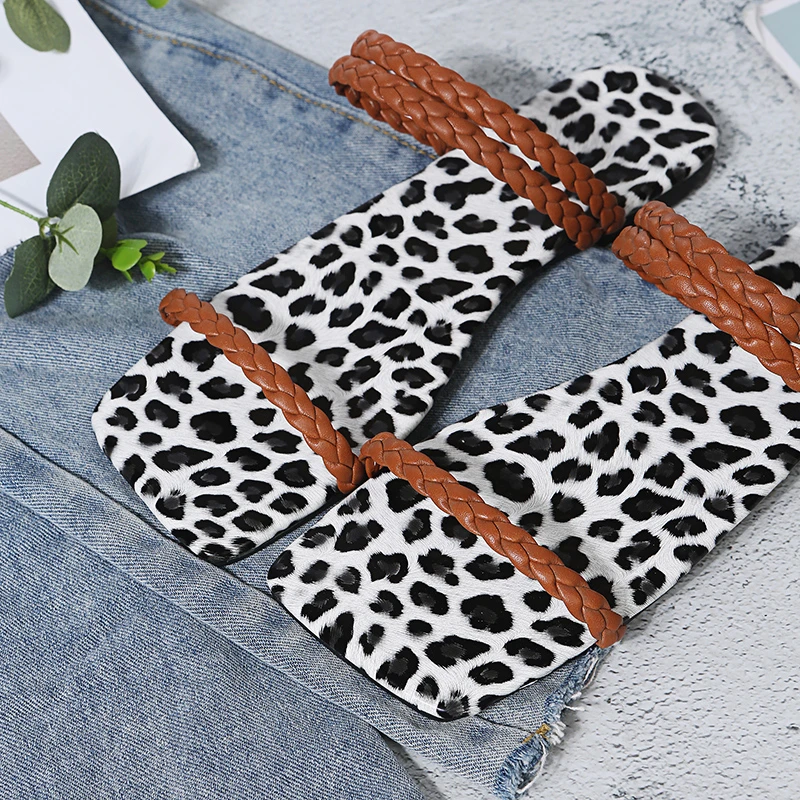 

Big Size Women Slippers Women Summer Flip-Flops Women Flip Flops Sandals For Home Female Flats Leopard Slides Summer Footwear