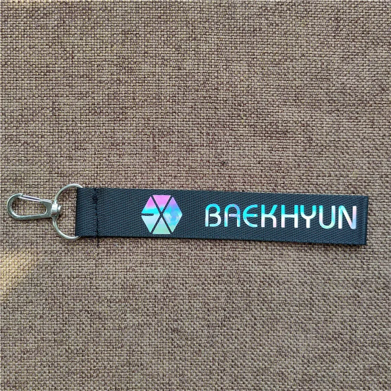 Брелок Kpop EXO для девочек модный брелок с лазерным рисунком надписью подарок