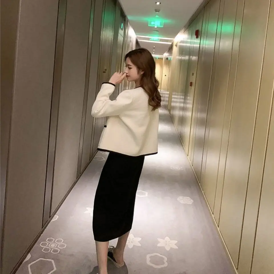 Куртка женская верхняя одежда Женская белая Осенняя твидовая Повседневная