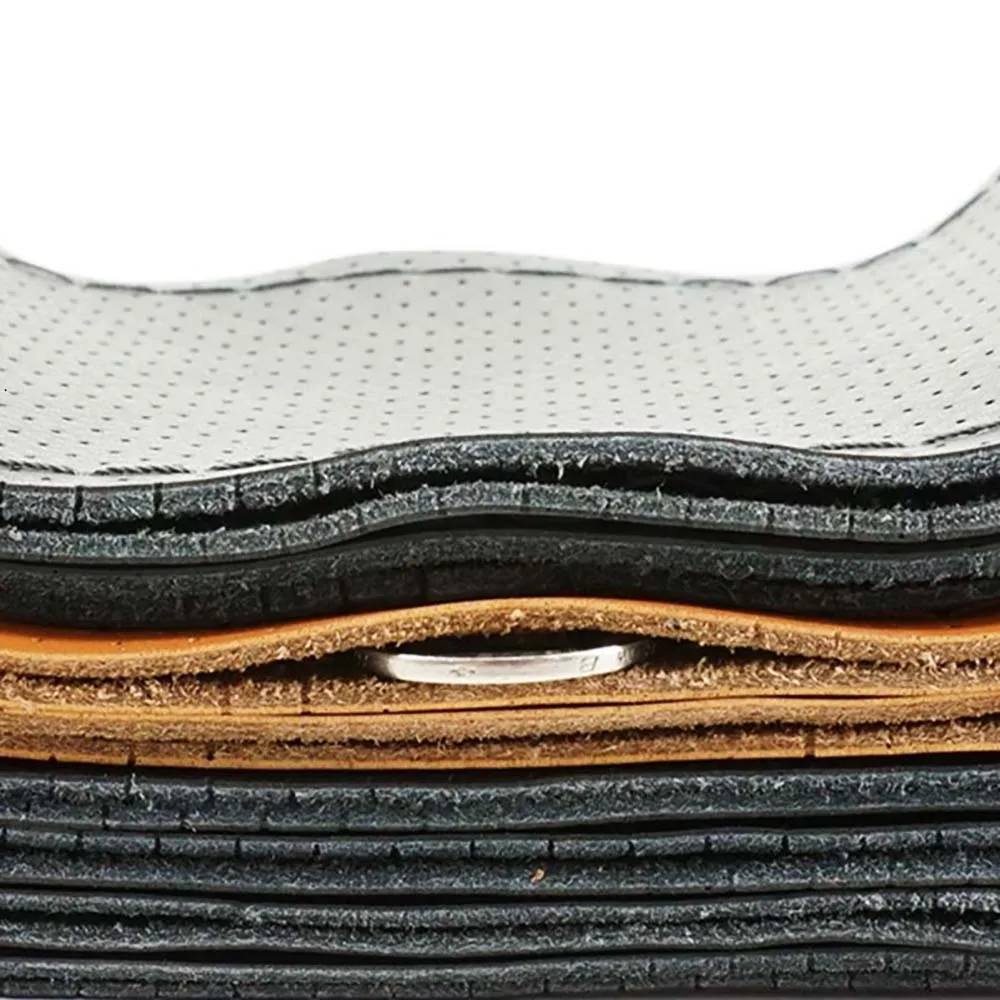 Автомобильная оплетка на руль с перфорацией и шнуровкой чехол автомобильный из