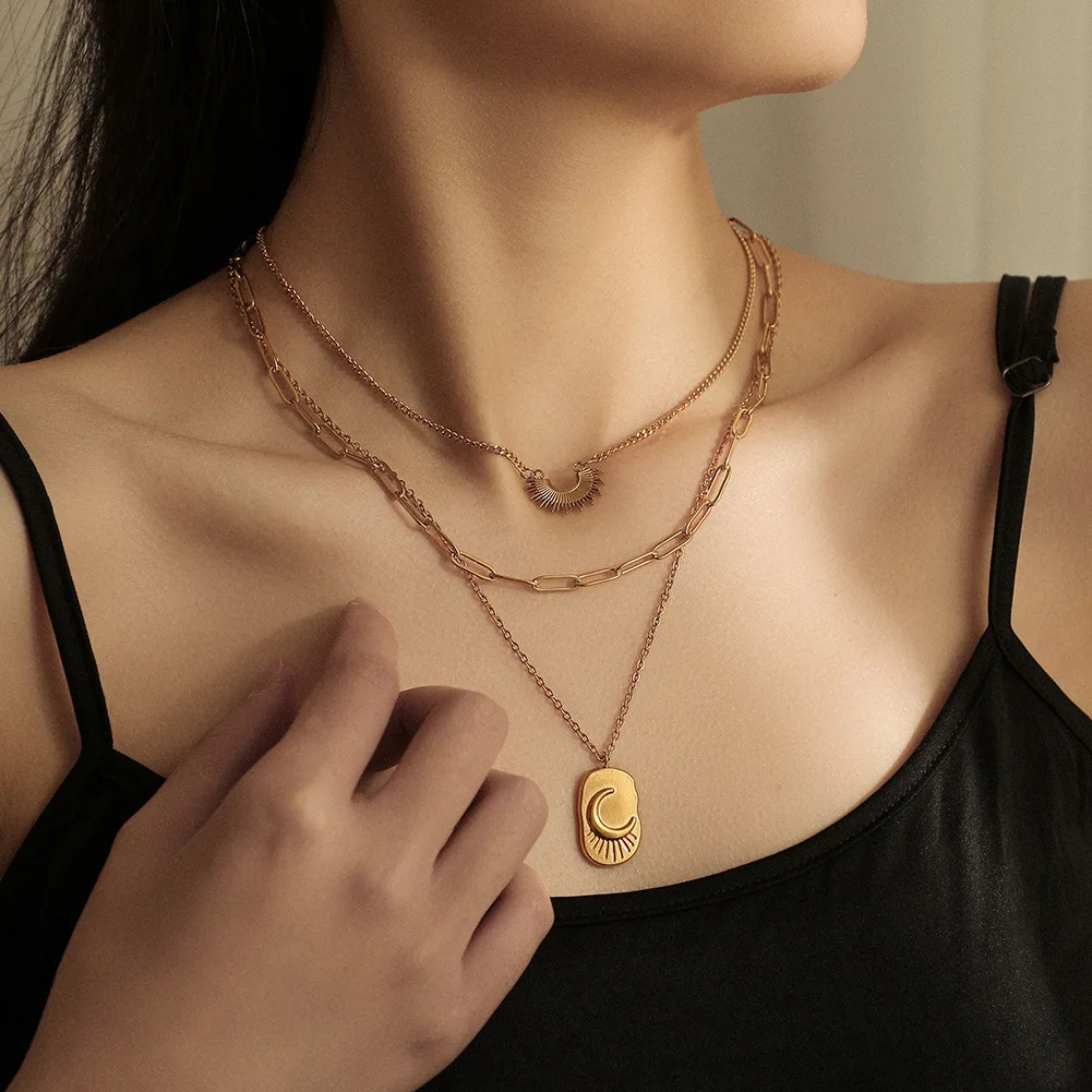 

European and American 18k gold fashion retro cold wind moon shield trend three-layer sun clavicle necklace