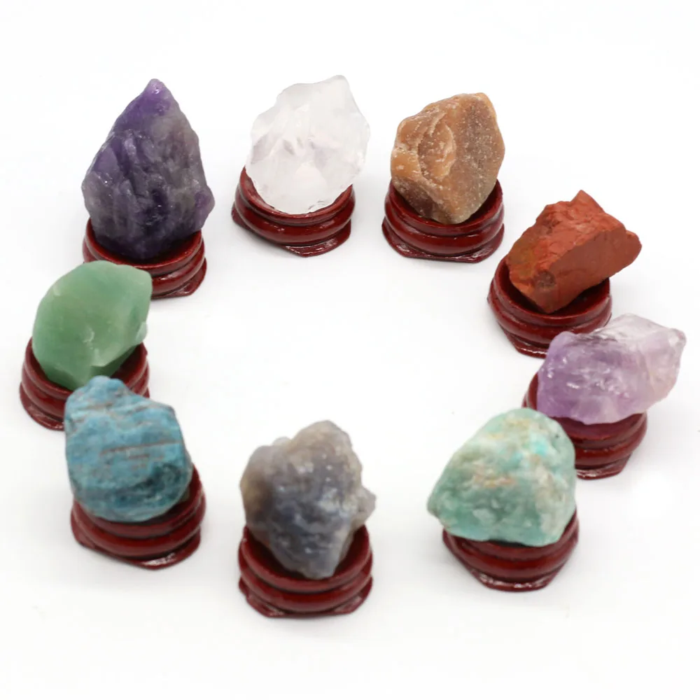 

2021 Natural Crystal White Crystal Rough Stone Aura Healing Agate Gemstone Ornaments with Base Ornament Decoration Size 22-38mm