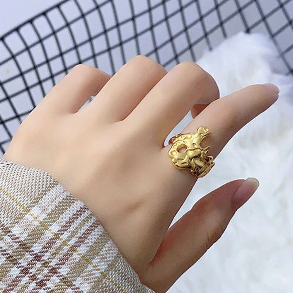 

Simple Fashion Metal Creative Design Lava Irregular Circle Finger Rings Women's Fashion Exquisite Handmade Rings
