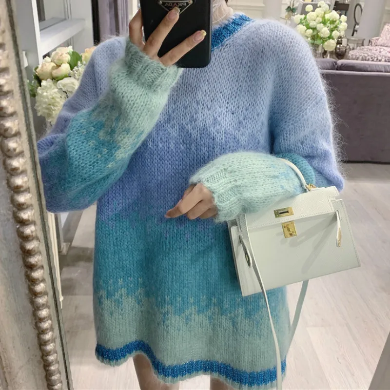 Свитер женский из мохера и кашемира с круглым вырезом | Женская одежда