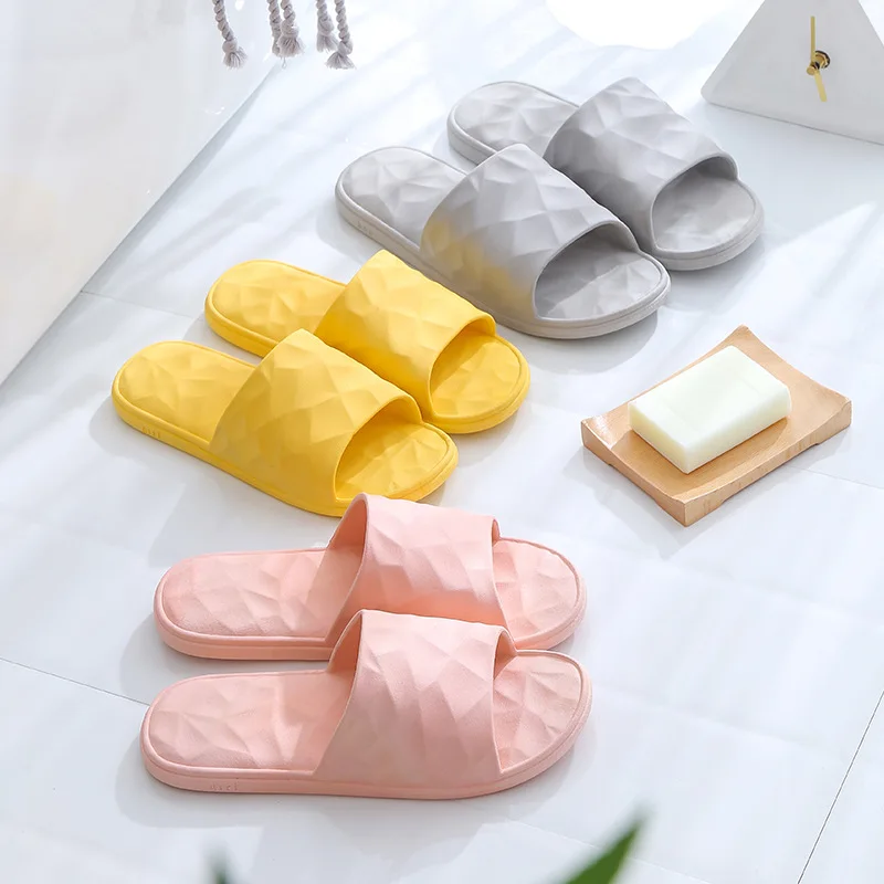 

Seamless Solid Unisex Bathroom Slippers Spring/Autumn Candy Thick Soft Non-Slip Flat Sandals Men Shoes Women Slides Flip Flops