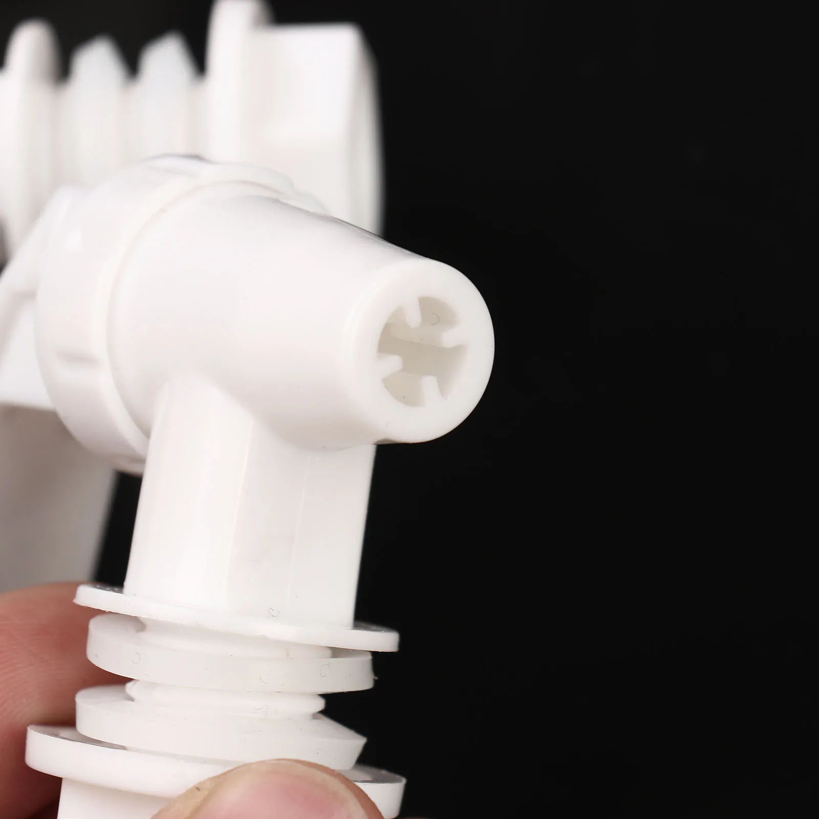 

Plastic Glass Wine Bottle Faucet Jar Barrel Water Tank Faucet With Filter Homebrew Wine Making Bottling Spigot Faucet Switch Tap